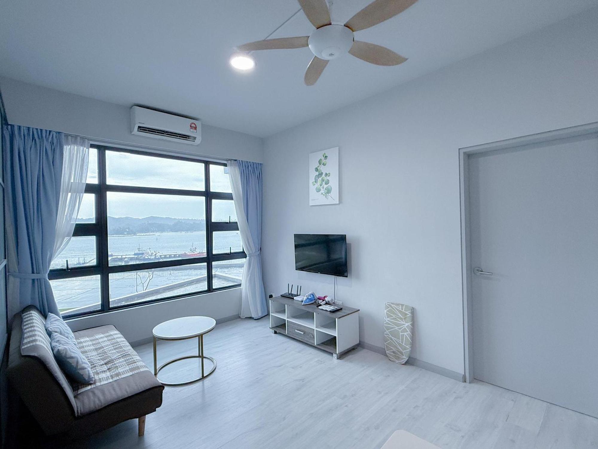 Vv Homestay Jesselton Quay Surla Sabah Mall Kk 亚庇贵赴行馆 Kota Kinabalu Exterior photo