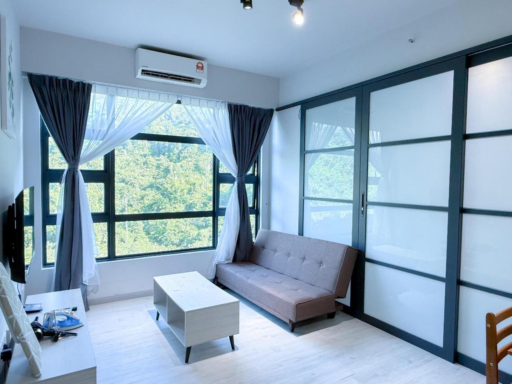 Vv Homestay Jesselton Quay Surla Sabah Mall Kk 亚庇贵赴行馆 Kota Kinabalu Exterior photo